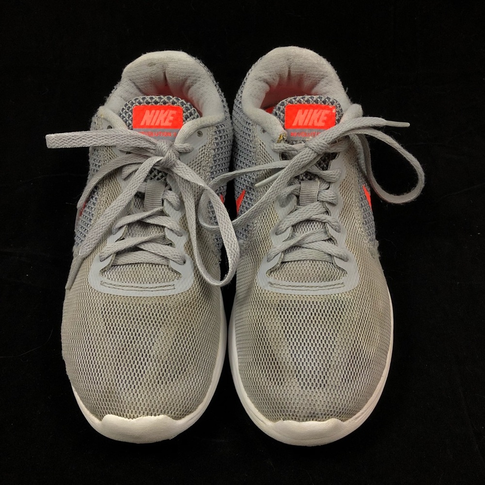 Nike Women’s Revolution 3